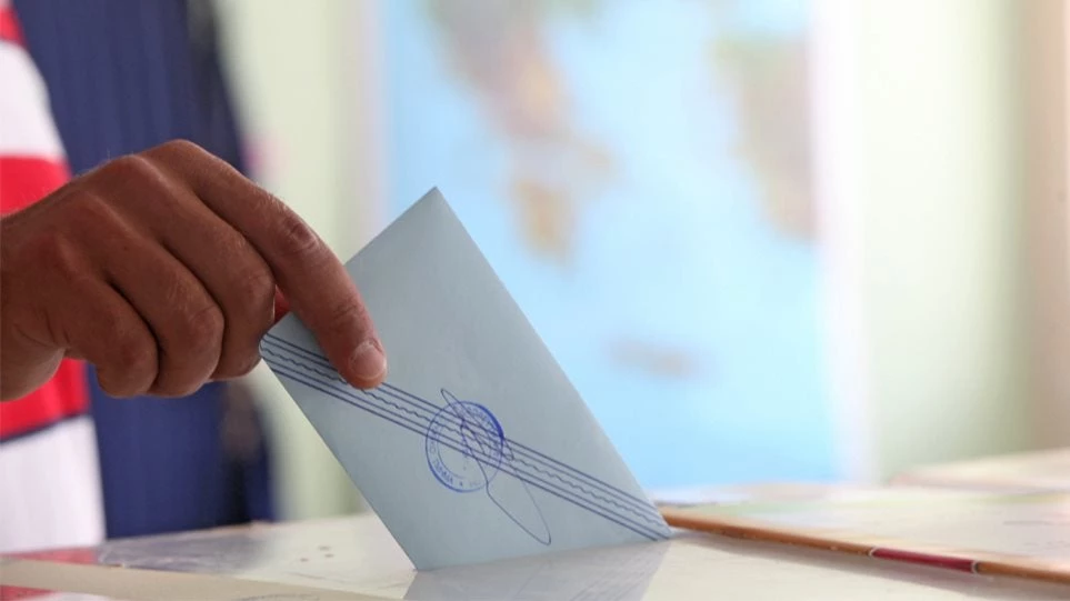 Δημοσκόπηση της Metron Alalysis: Στο 10,9% το προβάδισμα της ΝΔ – Σταθερή η πτώση του ΣΥΡΙΖΑ